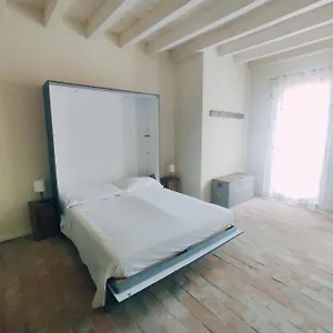 Apartment La Casa Di Paolina - Affitti Brevi, Desenzano del Garda